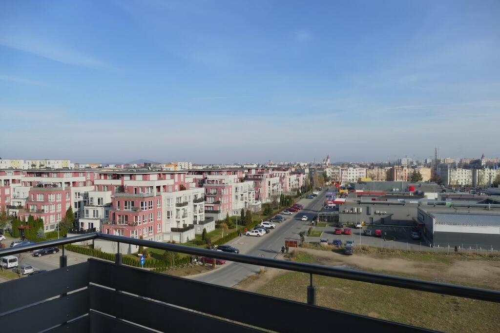 Apartament in cartier Avantgarden cu semineu! Braşov Extérieur photo